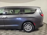 Used 2022 Chrysler Voyager LX image 4