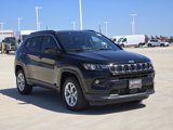 New 2025 Jeep Compass Latitude image 2