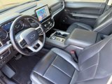 Used 2022 Ford Expedition Max XLT image 4