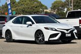 Used 2023 Toyota Camry SE image 2