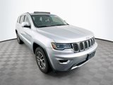 Used 2017 Jeep Grand Cherokee Limited w/ Luxury Group II image 3