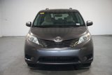 Used 2017 Toyota Sienna LE image 2