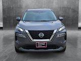 Used 2021 Nissan Rogue SV image 2