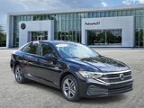 Used 2022 Volkswagen Jetta SE image 3