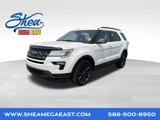 Used 2018 Ford Explorer XLT image 1