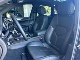 Used 2022 Porsche Macan image 5