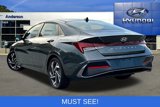 Used 2025 Hyundai Elantra SEL image 4
