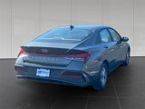 Used 2025 Hyundai Elantra SE w/ Cargo Package image 5