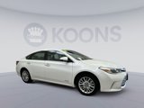 Used 2018 Toyota Avalon Limited image 4