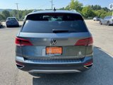 Used 2023 Volkswagen Taos SE image 4