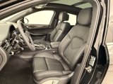 Used 2025 Porsche Macan image 5