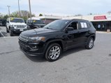 Used 2022 Jeep Compass Latitude image 2