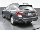 Used 2018 Subaru Outback 2.5i Premium image 4