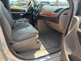 Used 2013 Chrysler Town & Country Touring image 6