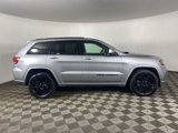 Used 2021 Jeep Grand Cherokee Laredo X image 4