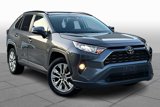 Used 2020 Toyota RAV4 XLE Premium image 2
