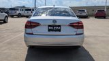Used 2017 Volkswagen Passat 1.8T S image 5