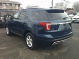 Used 2017 Ford Explorer XLT w/ Equipment Group 202A image 3