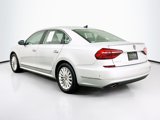 Used 2017 Volkswagen Passat 1.8T SE image 5