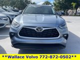 Used 2022 Toyota Highlander XLE image 3