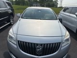 Used 2016 Buick Regal image 2