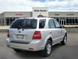 Used 2009 Kia Sorento LX image 4