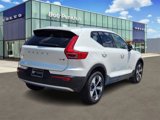 Used 2025 Volvo XC40 B5 Plus image 3