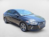 Used 2017 Hyundai Elantra Limited image 3