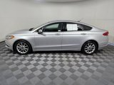 Used 2017 Ford Fusion SE w/ Fusion SE Technology Package image 3