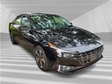 Certified 2022 Hyundai Elantra Limited w/ Preferred Accessory Package image 3