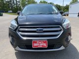 Used 2017 Ford Escape SE image 2