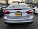 Used 2012 Ford Focus SE w/ SE Winter Pkg image 6