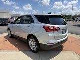Used 2021 Chevrolet Equinox LS w/ LS Convenience Package image 4