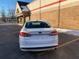 Used 2017 Ford Fusion SE image 4
