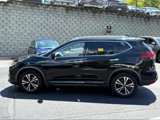 Used 2018 Nissan Rogue SL w/ Premium Package image 4