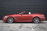 Used 2019 Mercedes-Benz SL 550 image 2