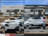Used 2018 Chevrolet Equinox LT image 2