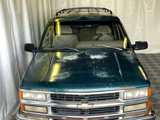 Used 1995 Chevrolet Suburban 4WD image 3