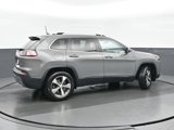 Used 2020 Jeep Cherokee Limited image 3