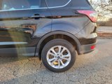 Used 2017 Ford Escape SE image 5