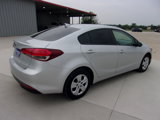 Used 2018 Kia Forte LX w/ LX Popular Package image 4