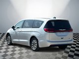 Used 2023 Chrysler Pacifica Touring-L image 5