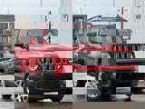 Used 2016 Jeep Renegade Latitude image 2