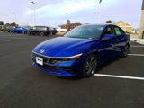New 2025 Hyundai Elantra SEL image 3