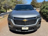 Used 2023 Chevrolet Traverse LT image 2