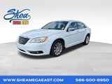 Used 2014 Chrysler 200 Limited image 1