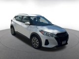 Used 2024 Nissan Kicks SV image 3