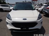 Used 2022 Ford Escape SEL w/ Technology Package image 4