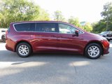 Used 2017 Chrysler Pacifica Touring image 5
