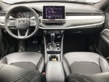 Used 2024 Jeep Compass Latitude image 4